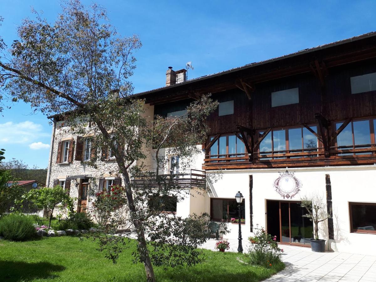Chambres D'Hotes La Noyeraie Izeron Exterior foto